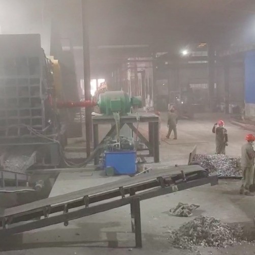 試機(jī)試出來了烏煙瘴氣 ，少了灰塵克星除塵器的幫忙