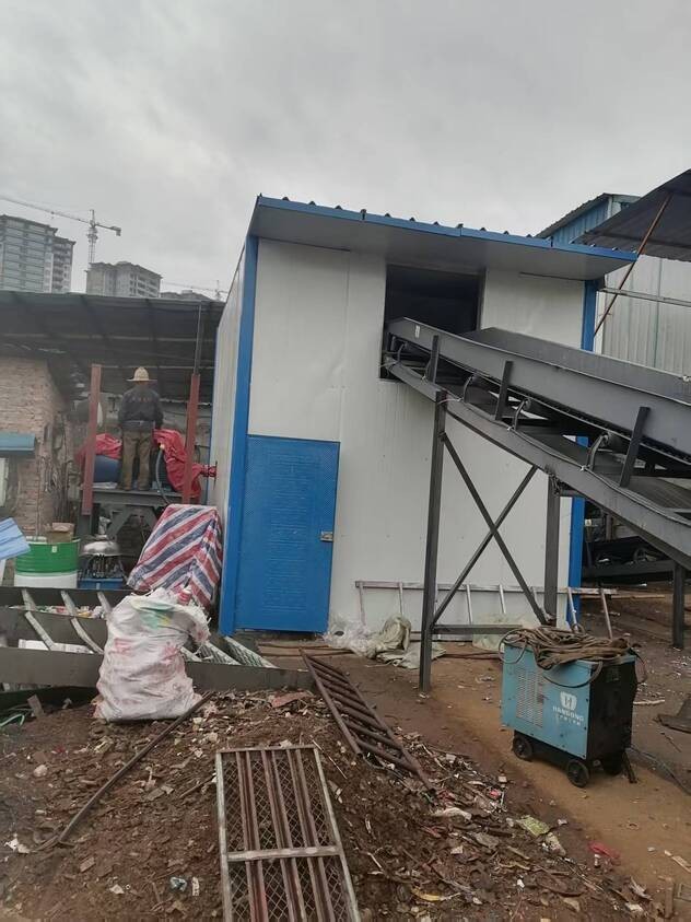 只經(jīng)過破碎線未經(jīng)分選產(chǎn)出的雜鋁成品料