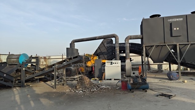 在祖國(guó)一個(gè)地方又有一條路友315廢鋼破碎險(xiǎn)誕生啦！